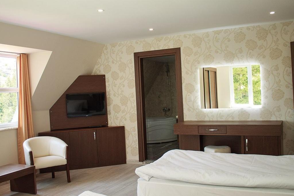 Hotel Green Valley Savsat 객실 사진